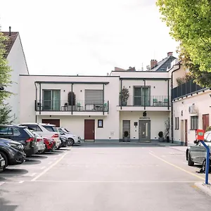 https://bb-pod-vrbo.hotels-in-ljubljana.com