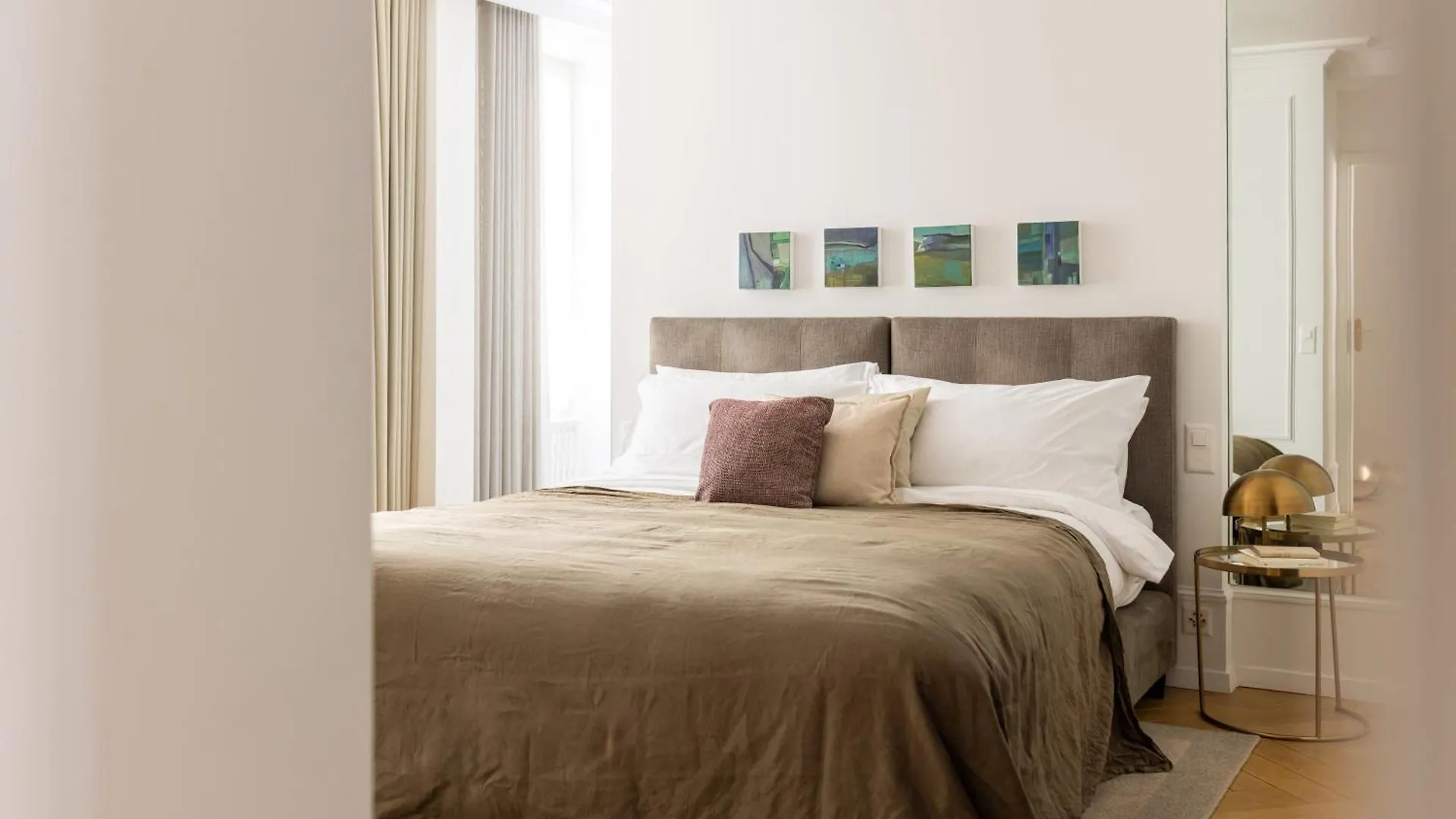 *****  The Hamlet Aparthotel Geneva Switzerland