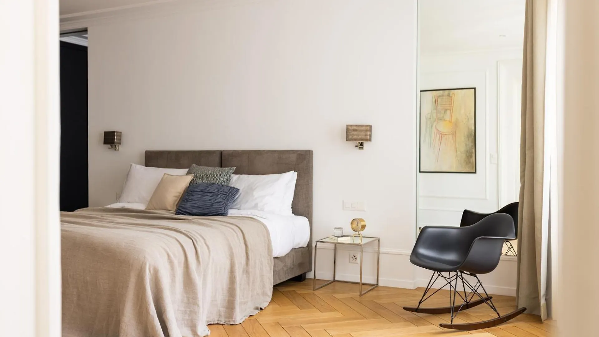 *****  The Hamlet Aparthotel Geneva Switzerland