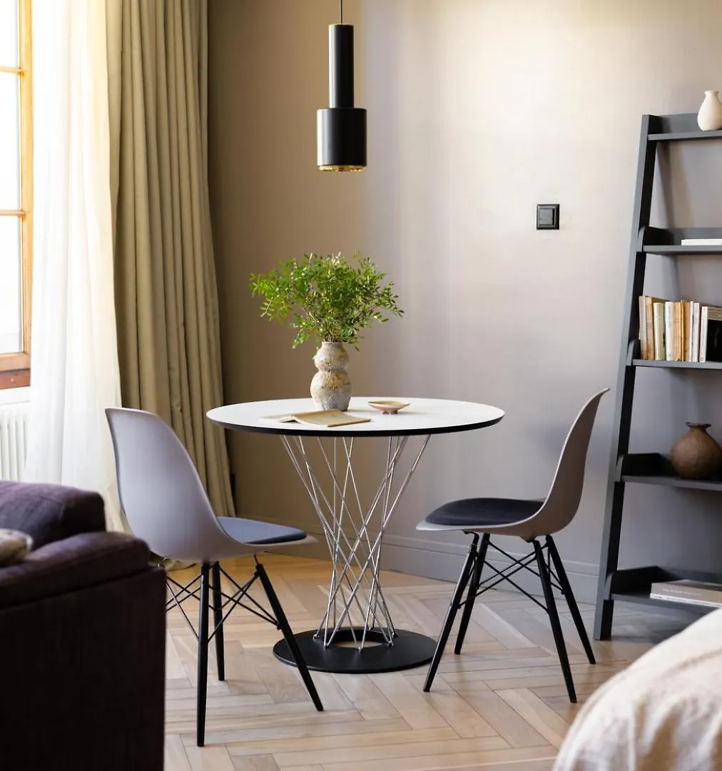 *****  The Hamlet Aparthotel Geneva Switzerland